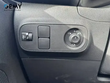 Photo 12 Citroën C3  PureTech 83 S&S BVM5