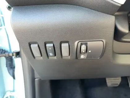 Photo 18 Renault Twingo  III E-Tech