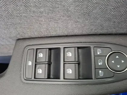 Photo 41 Renault Clio  E-Tech full hybrid 145 ch GSR2