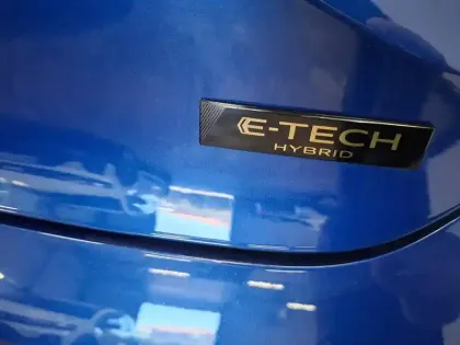 Photo 20 Renault Clio  E-Tech full hybrid 145 ch GSR2