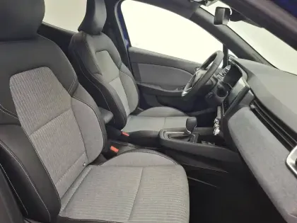 Photo 30 Renault Clio  E-Tech full hybrid 145 ch GSR2