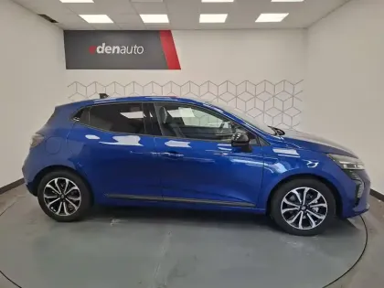 Photo 15 Renault Clio  E-Tech full hybrid 145 ch GSR2