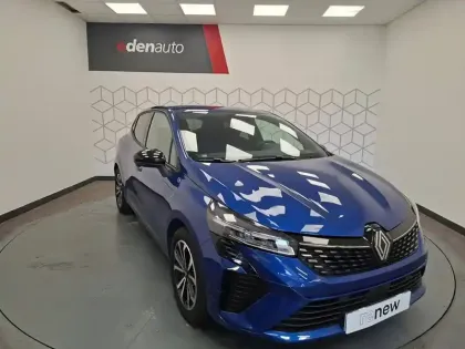 Photo 12 Renault Clio  E-Tech full hybrid 145 ch GSR2