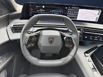 Photo 15 Peugeot 3008  Electrique 210 ch 73 kWh
