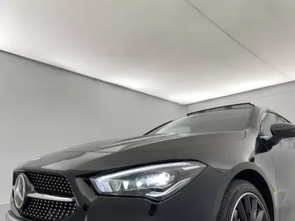 Photo 30 Mercedes CLA  Coupé 250 e 8G-DCT