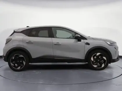 Photo 5 Renault Captur  E-Tech full hybrid 160 ch