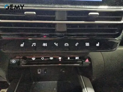 Photo 21 Citroën C5 aircross  Hybride Rechargeable 225 e-EAT8