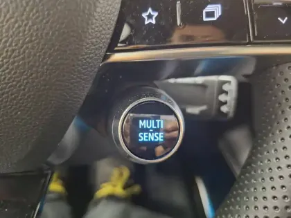 Photo 44 Renault Scenic  E-Tech électrique 220 ch grande autonomie