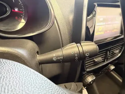 Photo 33 Renault Clio  TCe 120 Energy EDC