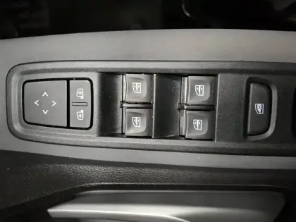 Photo 15 Dacia Jogger  Hybrid 140 5 places