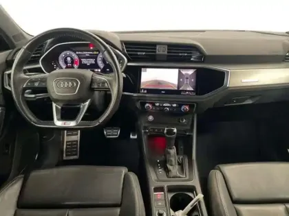 Photo 7 Audi Q3 35 TDI 150 ch S tronic 7 S line