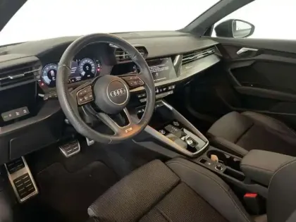 Photo 8 Audi A3 35 TFSI Mild Hybrid 150 S tronic 7 S line