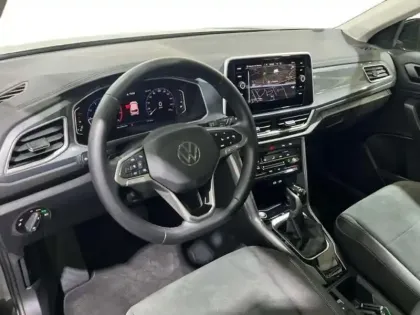Photo 8 Volkswagen T-roc 1.5 TSI EVO 150 Start/Stop DSG7 Style