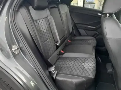 Photo 10 Volkswagen T-roc  1.5 TSI EVO 150ch R-Line