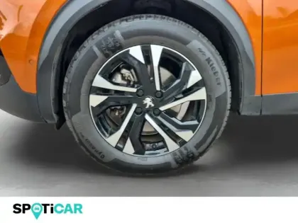 Photo 10 Peugeot 2008  e- 136ch GT