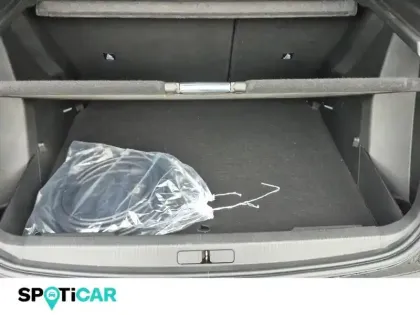 Photo 5 Peugeot 2008  e- 136ch GT
