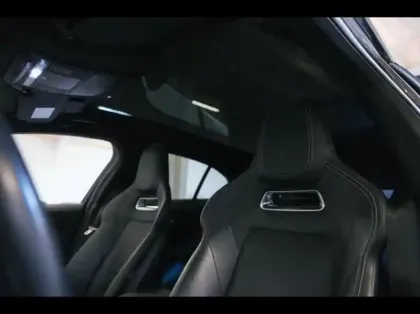 Photo 13 Jaguar I-Pace  EV400 R-Dynamic SE AWD