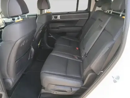 Photo 10 Hyundai Santa Fe  1.6 T-GDI 253ch PHEV Calligraphy HTRAC