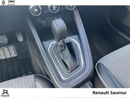 Photo 5 Renault Clio  1.6 E-Tech 145ch full hybrid Techno