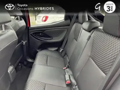 Photo 11 Toyota Yaris  116h Première 5p