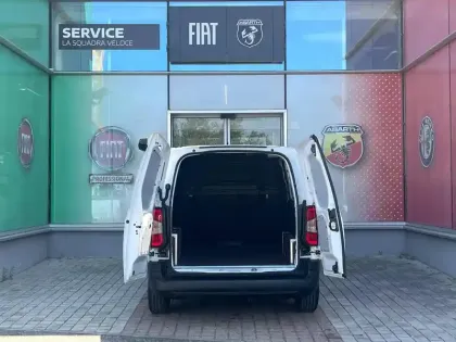Photo 8 Fiat Doblo  Fg M Diesel 130ch automatique Pack Premium Connect