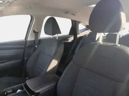 Photo 13 Hyundai Tucson  1.6 T-GDI 215ch Hybrid Intuitive