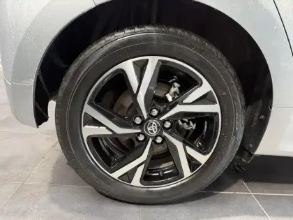 Photo 9 Toyota Yaris  116h Design 5p MY25