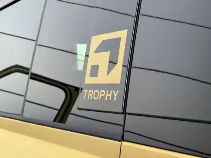 Photo 12 Land rover Defender  110 2.0 P300e PHEV Trophy Edition Deep Sandglow