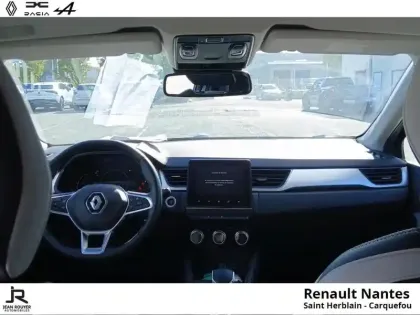 Photo 10 Renault Captur  1.6 E-Tech hybride 145ch Techno