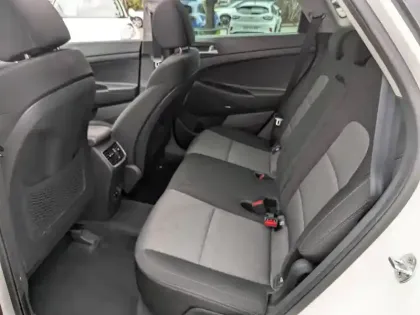 Photo 10 Hyundai Tucson  1.6 CRDI 136ch Creative