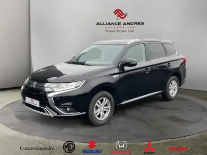 Photo Mitsubishi Outlander Invite