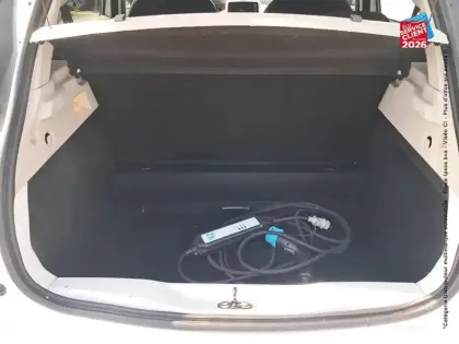 Photo 13 Renault Zoé Zoe Life charge normale R75