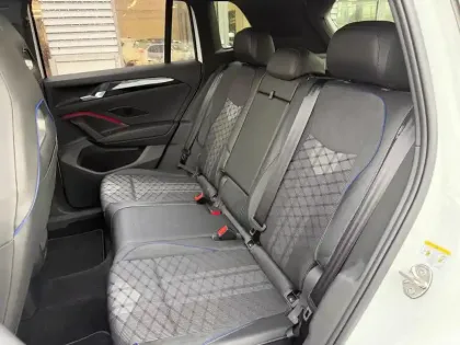 Photo 12 Volkswagen Tiguan  1.5 eHybrid 204ch R-Line Edition DSG6