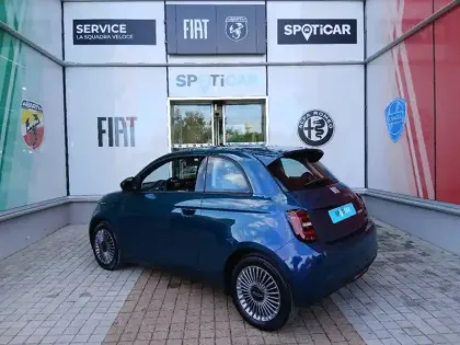 Photo 5 Fiat 500  1.0 FireFly 65ch hybrid Icône (Toit Panoramique)