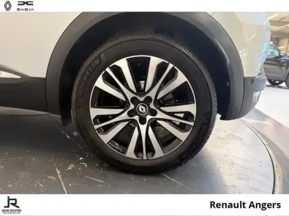 Photo 7 Renault Captur  1.6 E-Tech hybride Initiale Paris -21