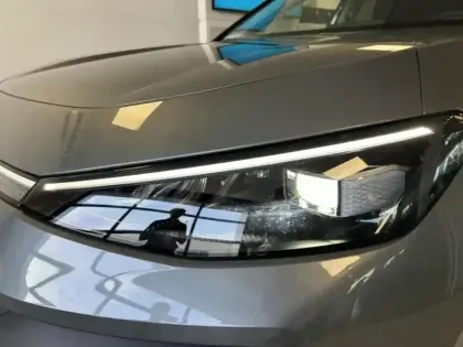Photo 5 Volkswagen T-roc  1.5 eTSI 116ch Style DSG7