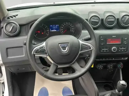 Photo 12 Dacia Duster  1.5 Blue dCi 115ch Essentiel 4x4 - 19