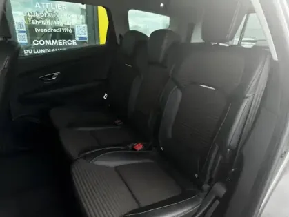 Photo 10 Renault Grand Scenic (4) Bose Edition TCe 160 EDC GPF