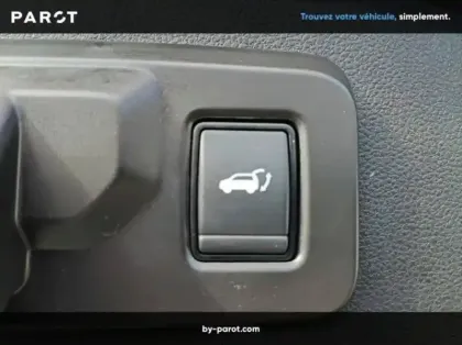 Photo 18 Renault Espace VI E-Tech hybrid 200 Techno