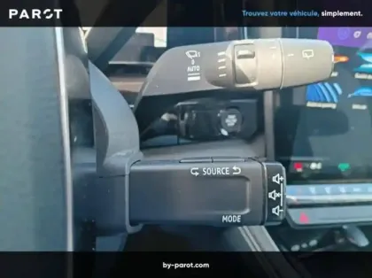 Photo 20 Renault Espace VI E-Tech hybrid 200 Techno
