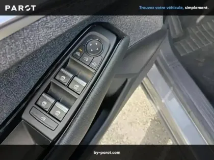 Photo 5 Renault Espace VI E-Tech hybrid 200 Techno