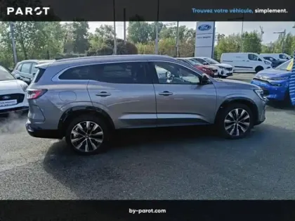 Photo 25 Renault Espace VI E-Tech hybrid 200 Techno