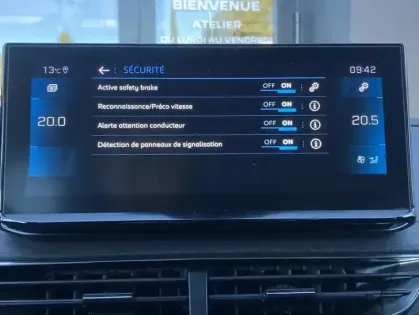 Photo 12 Peugeot 5008 II BlueHDi 130 S&S Style
