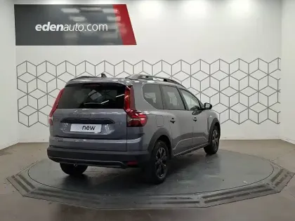 Photo 4 Dacia Jogger  Hybrid 140 5 places