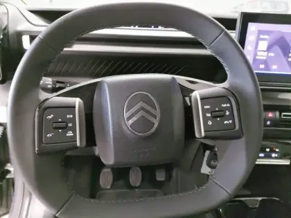 Photo 8 Citroën C3  Turbo 100 ch BVM6
