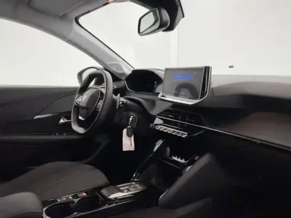 Photo 25 Peugeot 208  Hybrid 100 e-DCS6