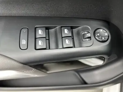 Photo 17 Citroën C5 aircross  Hybride Rechargeable 225 S&S e-EAT8