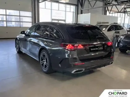 Photo 34 Mercedes Classe E  Break 220 d 9G-Tronic