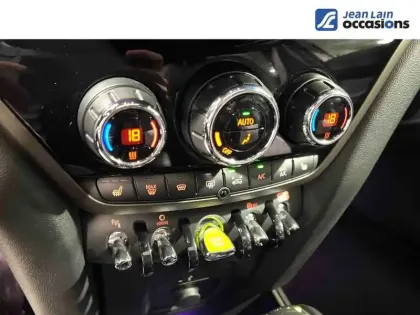 Photo 16 Mini Mini Countryman 125 - 95 ch ALL4 BVA6
