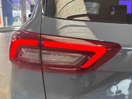 Photo 18 Ford Kuga  2.5 Duratec 180 ch FlexiFuel FHEV E85 Powershift